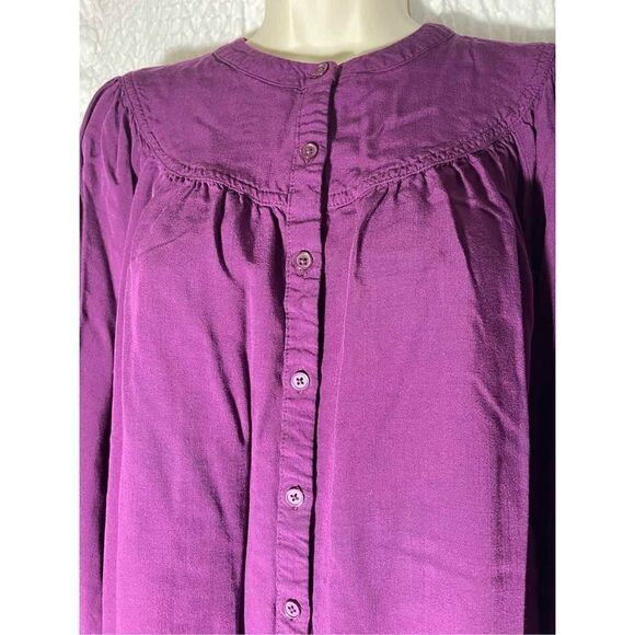 A new day Top (#449) - Picture 1 of 8